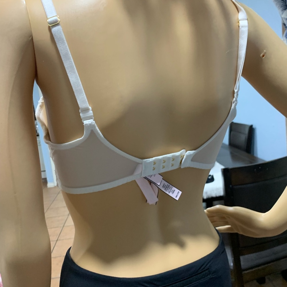 Vs Bra - image 4